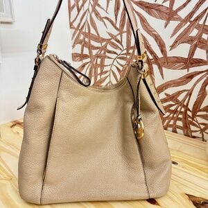 Michael Kors Bowery Hobo